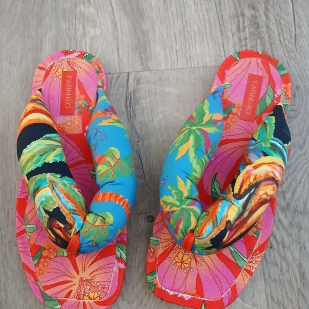 FARM Rio Multicolor Floral Accessories - Picture 2 of 4